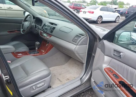 2006 Toyota Camry Xle V6 from USA, damaged, VIN 4T1BF30K66U621606